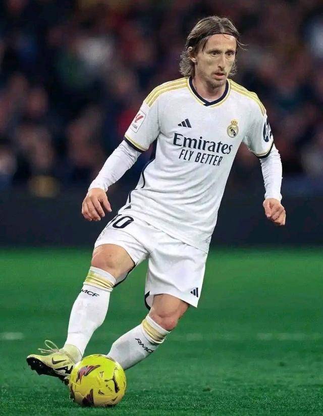 球迷：今天这队是真狠