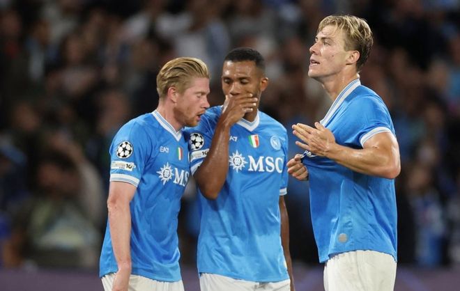 巴萨2-1法兰克福全场数据：射门13-5，控球率超7成