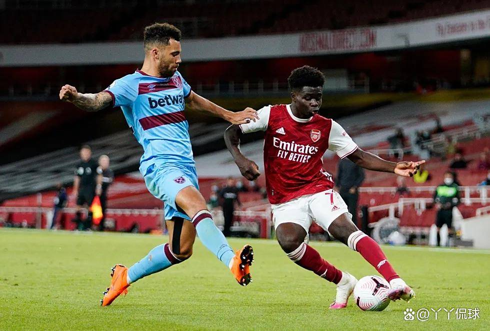 经纪人：我的话完全被断章取义了；孔蒂就像洛博特卡的父亲